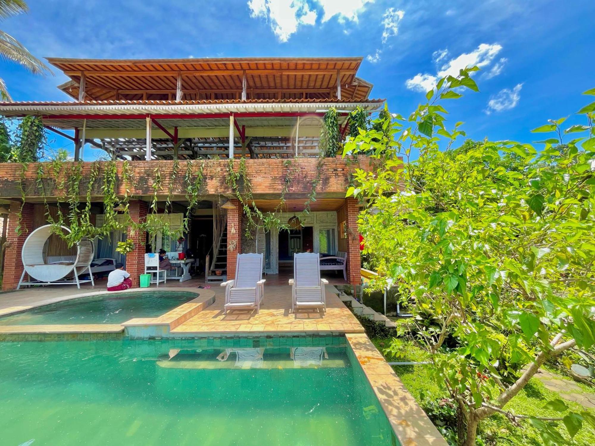 Pondok Isoke Bunggalow บันยูวังงี ภายนอก รูปภาพ